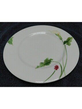 Mikasa Optima Classic Calla Lily Luncheon Plate Porcelain Floral Green Red